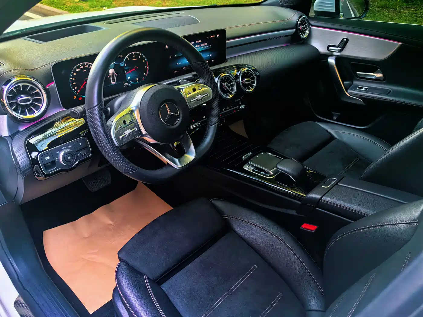 Mercedes-Benz A-Class 2019 A 200 L Sport Sedane Pioneer Special Edition фото 4
