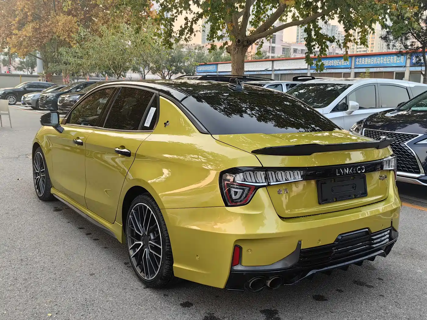 Lynk & Co 03 2020 03+ 2.0TD Auto Performance Package Edition фото 3