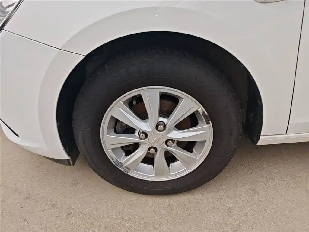 Chevrolet Sail 2018 Sail 3 1.3L AMT Ideal фото 23