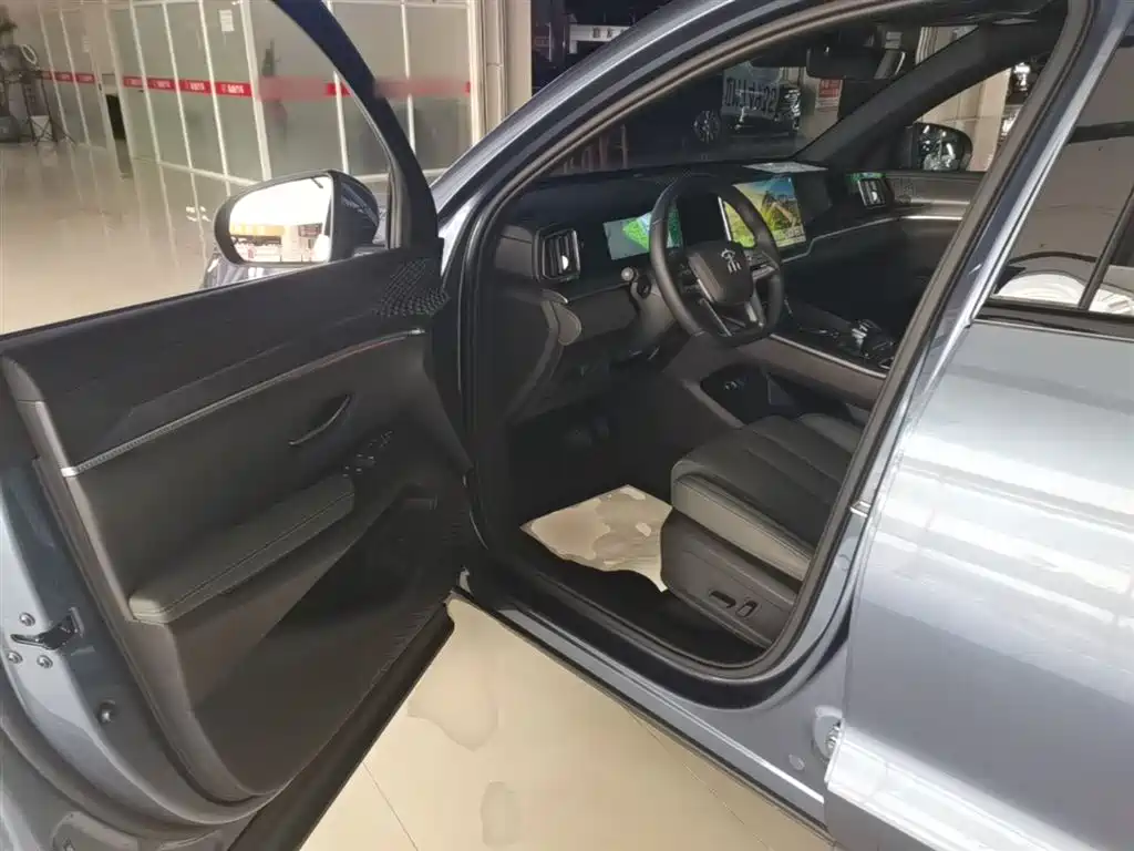 BYD Song Pro New Energy 2025 2nd Generation Smart Drive Edition DM-i 115KM Surpassing Type фото 16
