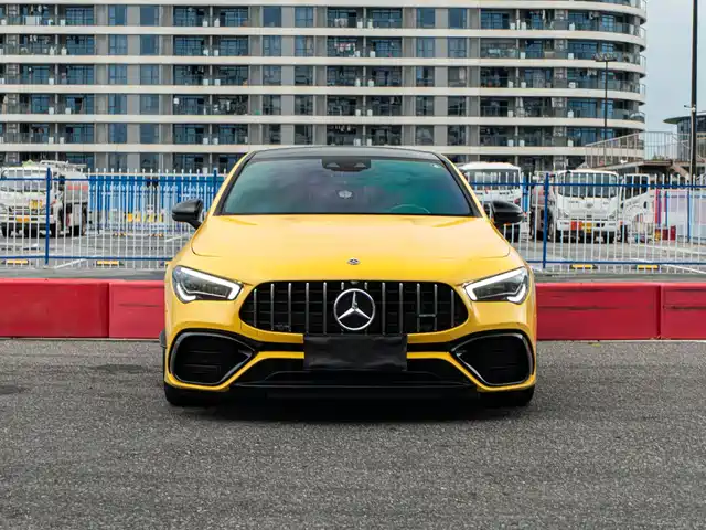 Mercedes-Benz CLA AMG 2021 AMG CLA 35 4MATIC — фото 2