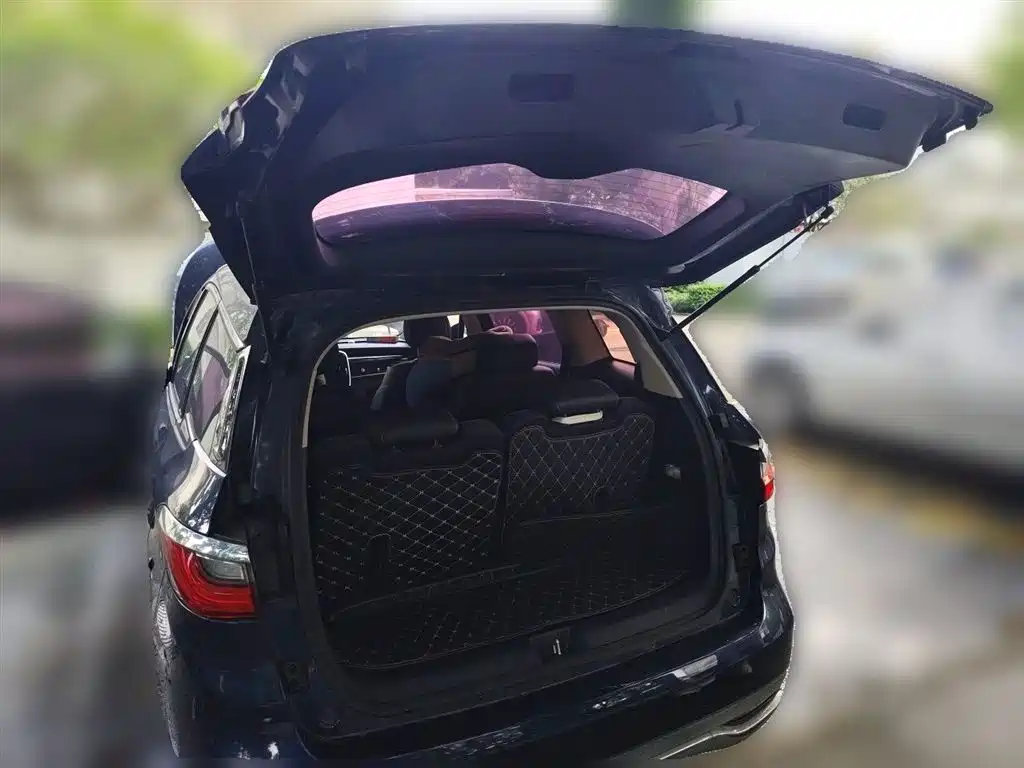 BYD Song MAX 2018 1.5T Auto Smart Connected Elite 6-Seater фото 10