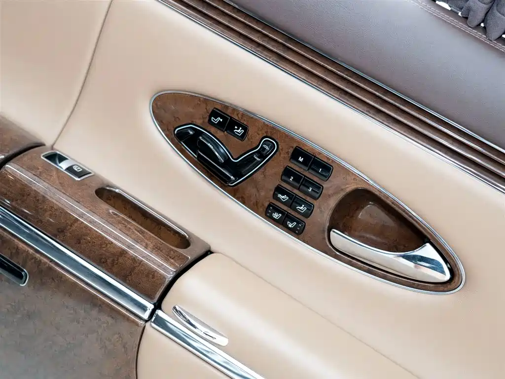 Maybach Maybach 2014 2007 Model 6.0T 62 S