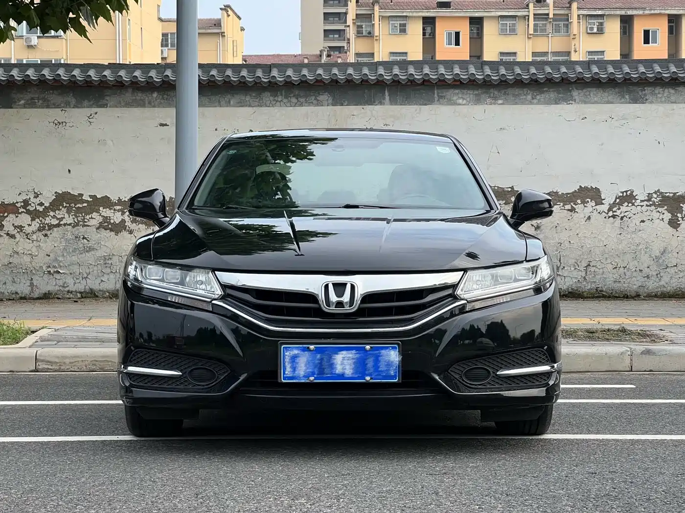 Photo 2 - Honda Spirior
