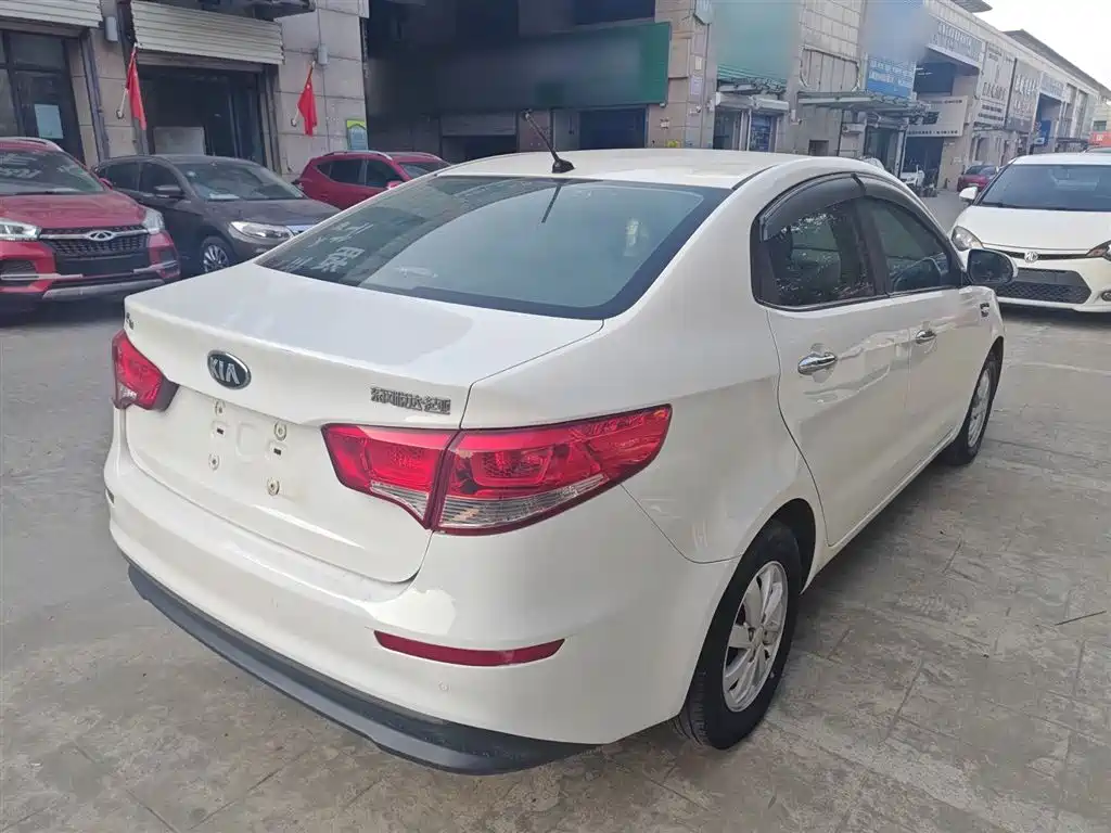 Kia K2 2015 Sedan 1.4L AT GLS фото 5