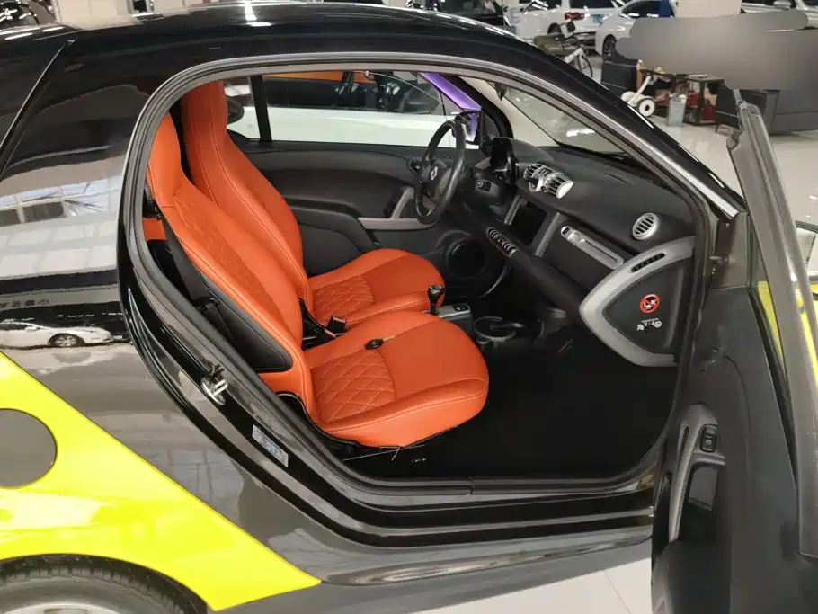 smart fortwo 2013 2013 1.0 MHD New Year Special Edition