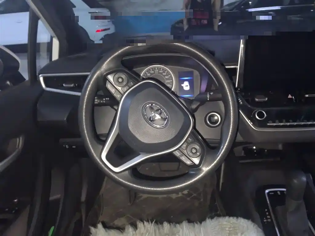 Toyota Levin 2019 185T CVT Luxury Edition China VI фото 6