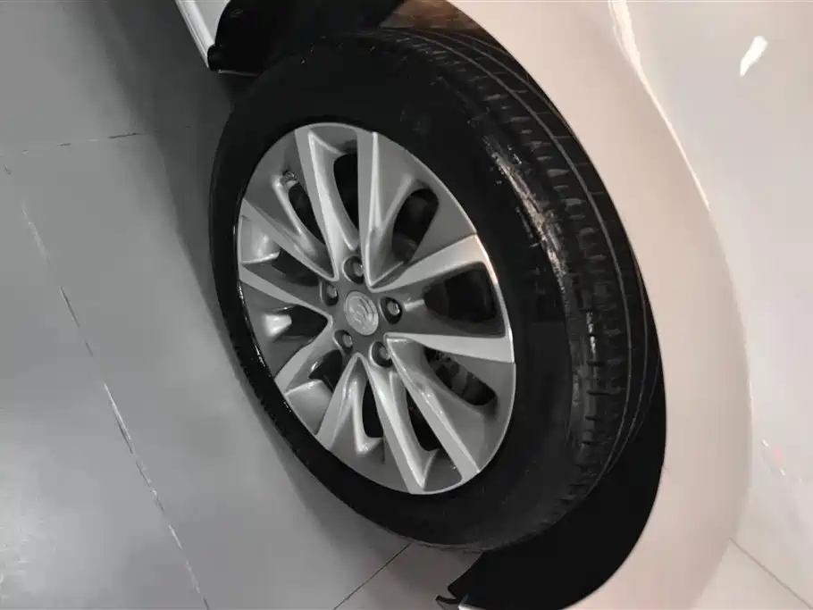 Buick GL6 2019 Model 18T 6-Seater Connected Premium Version China V фото 6