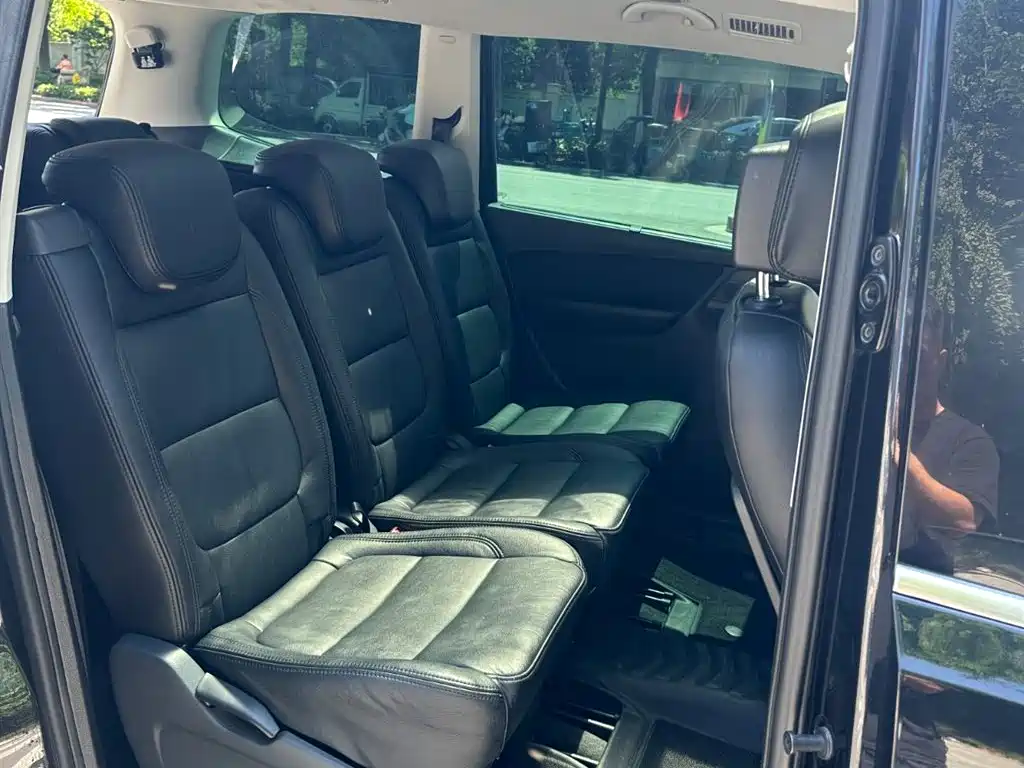 Volkswagen Sharan 2014 2.0TSI Standard фото 8