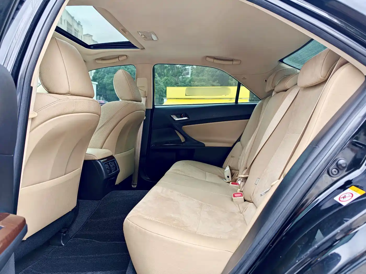 Toyota Reiz 2013 2.5V Premium Edition фото 7