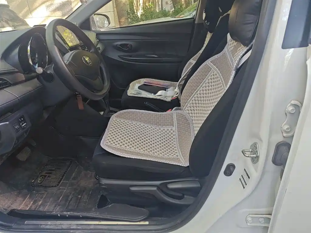 Toyota YARiS L Zhi Xiang 2017 1.5E CVT Charming Edition фото 11