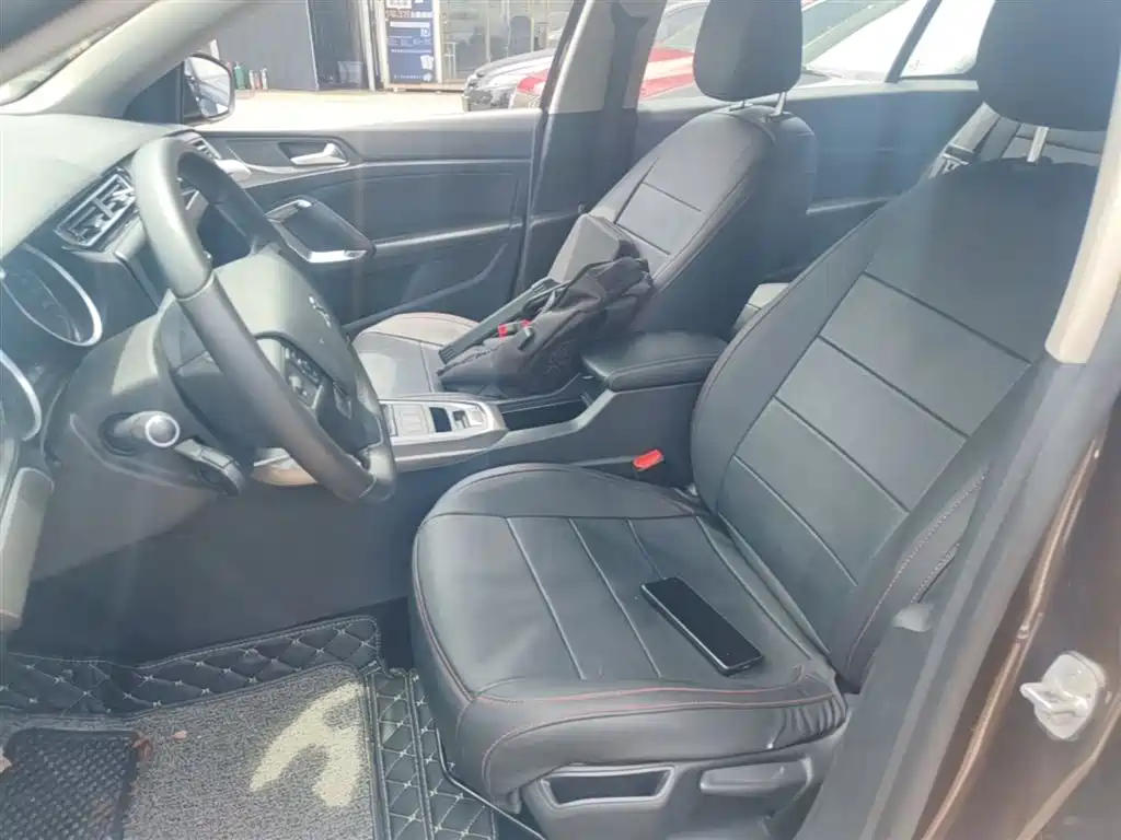 Peugeot 408 2014 1.8L Automatic Luxury Edition фото 15
