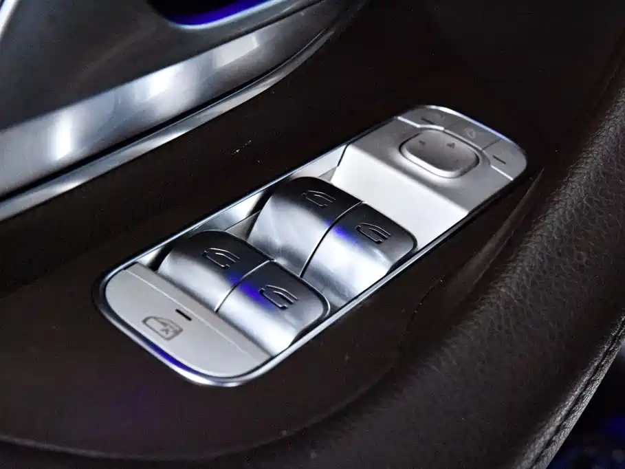 Mercedes-Benz GLE 2020 Facelift GLE 350 4MATIC Fashion Special Edition фото 8