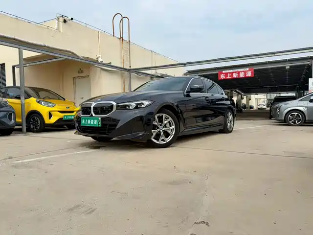 BMW i3 2024