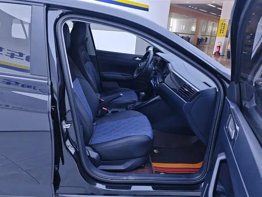Volkswagen Lavida 2023 New Sharp 1.5L Auto Premium Edition фото 8