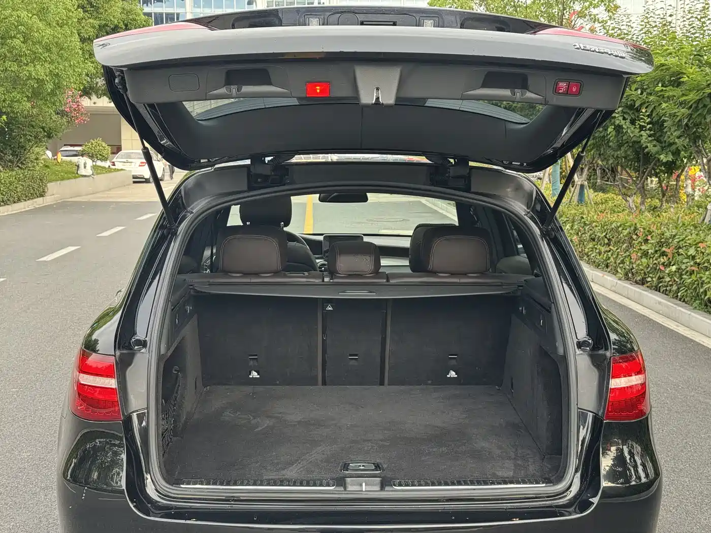 Mercedes-Benz GLC 2019 GLC 300 L 4MATIC Dynamic фото 16