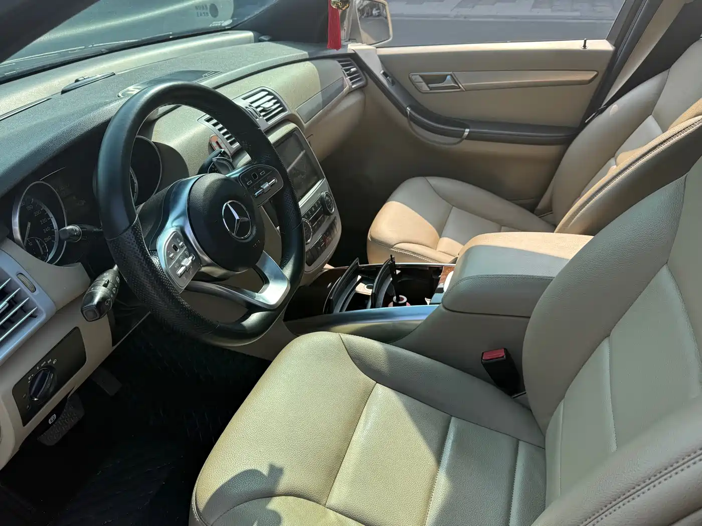 Mercedes-Benz R-Class 2011 R 300 L Business Class фото 11
