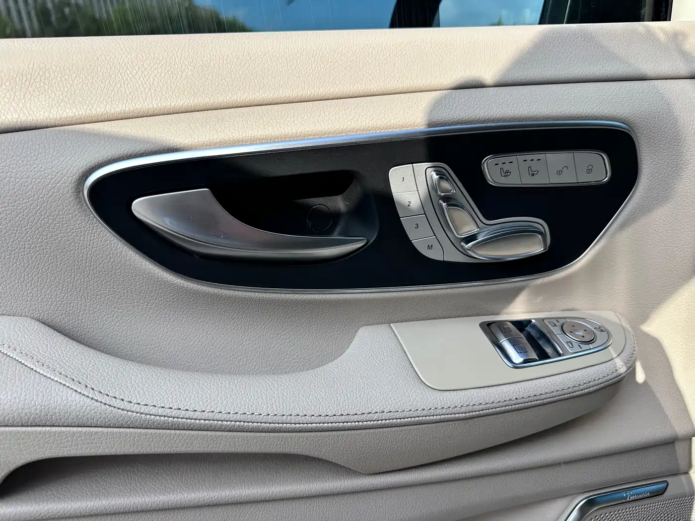 Mercedes-Benz V-Class 2017 2016 V 260 L Premium Long