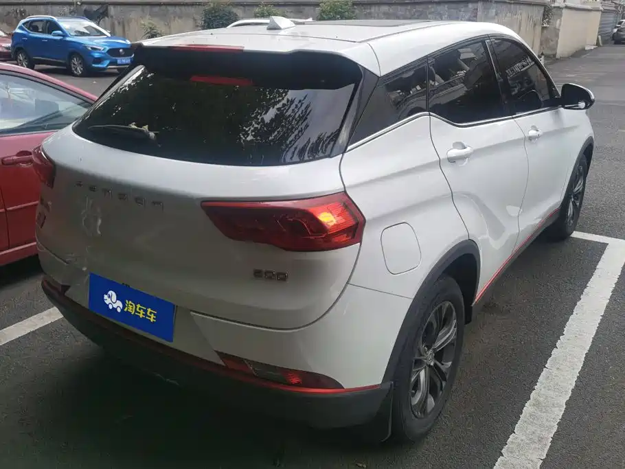 Dongfeng Fengguang Fengon 500 2021 2021 1.5L CVT Premium