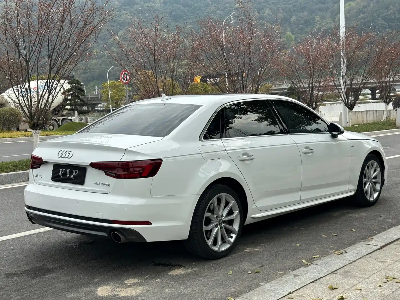 Audi A4L 2019 40 TFSI Fashion (China V) фото 6