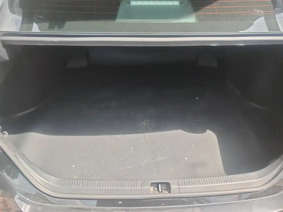 Toyota Camry 2025 2024 2.0E Elite Edition