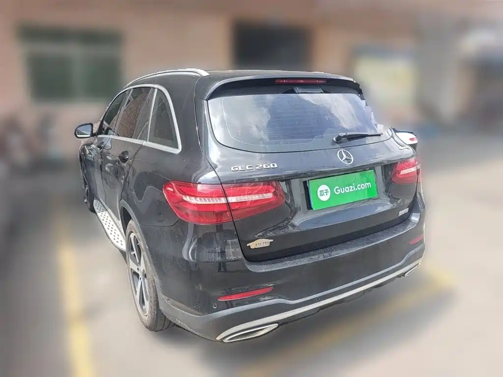 Mercedes-Benz GLC 2018 Facelift GLC 260 4MATIC Luxury фото 4