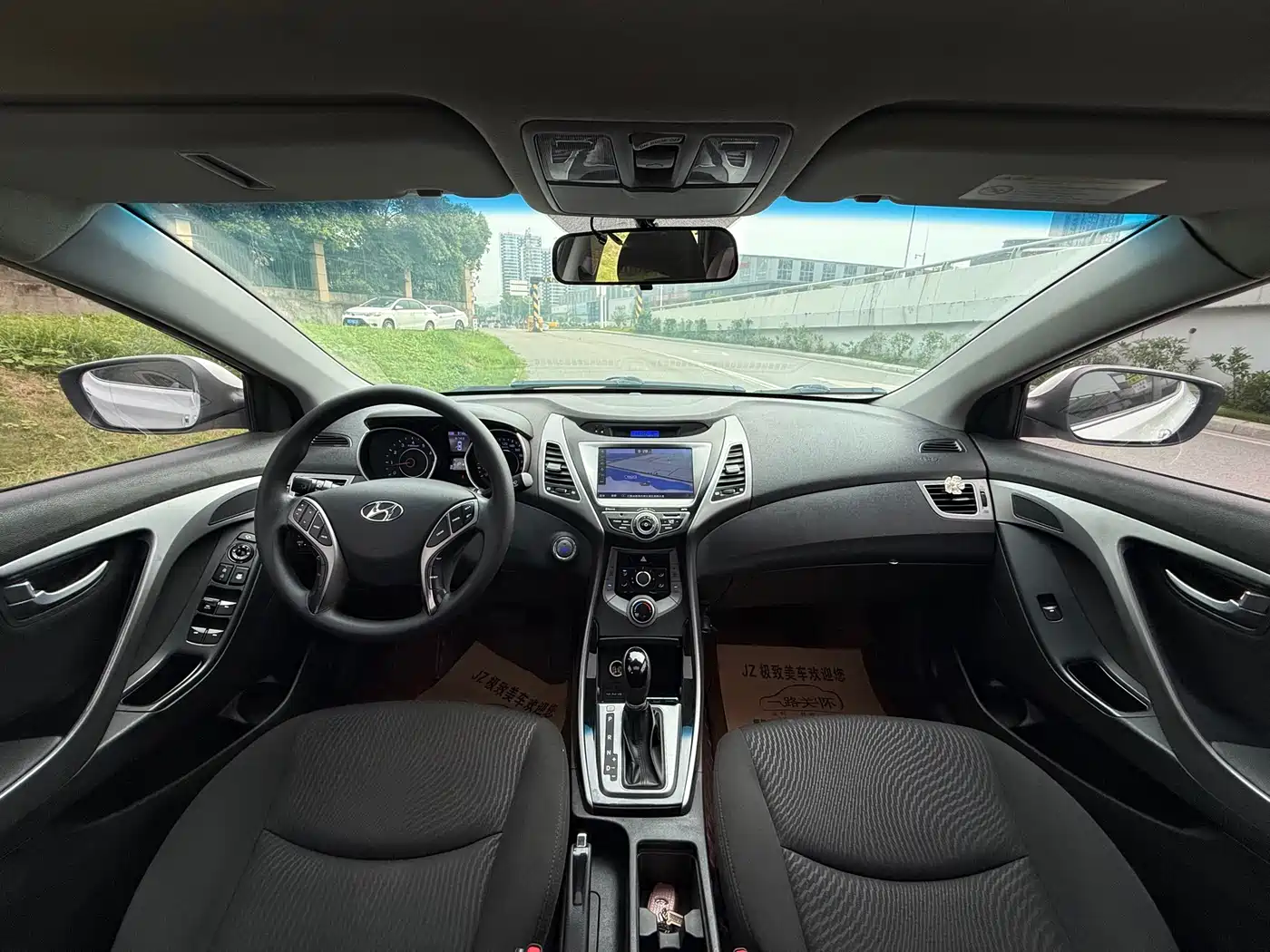 Hyundai Langdong 2015 1.6L Auto Premium фото 14