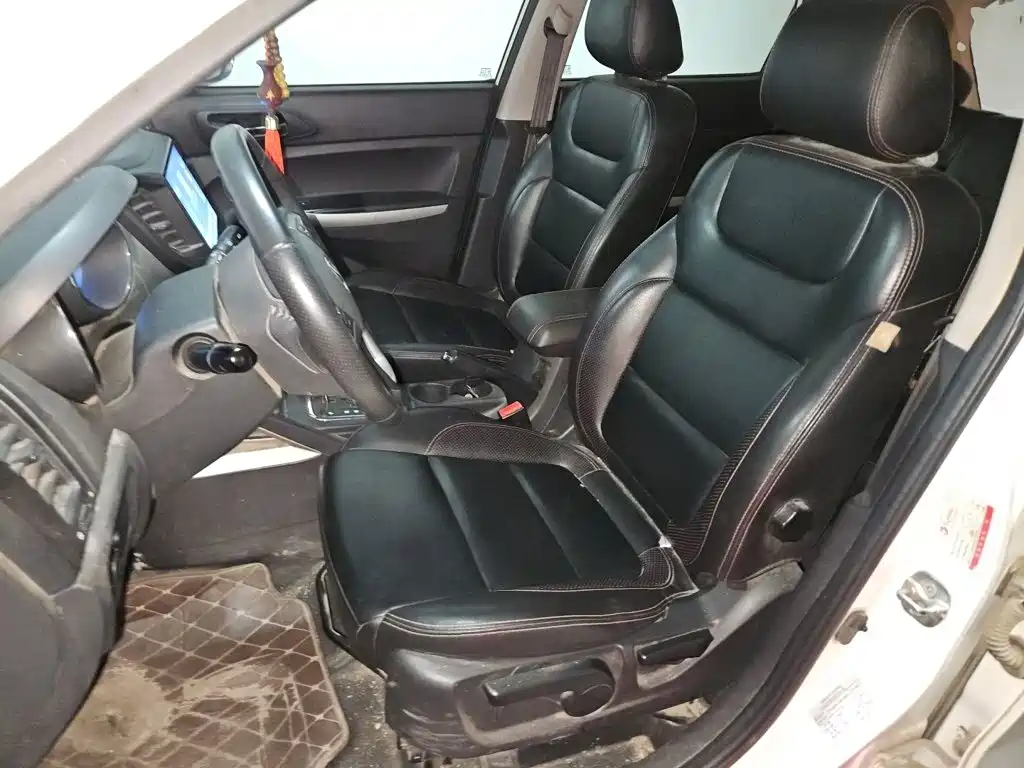 Changan CS35 2014 2014 1.6L Automatic Luxury Type China IV