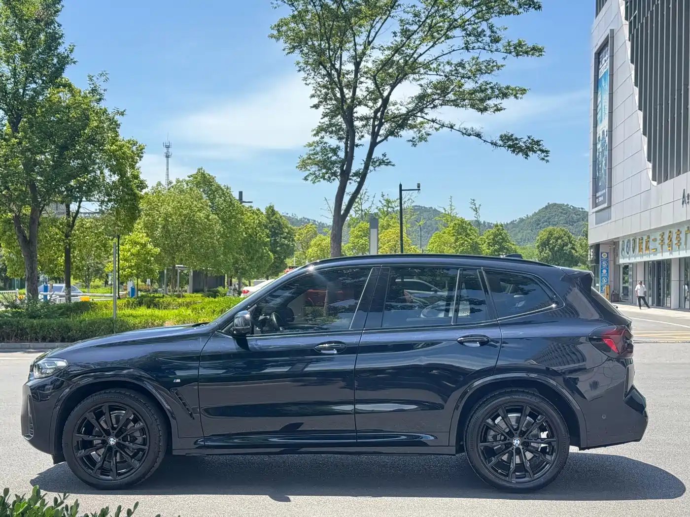 BMW X3 2023 xDrive30i Premium M Night Package фото 4