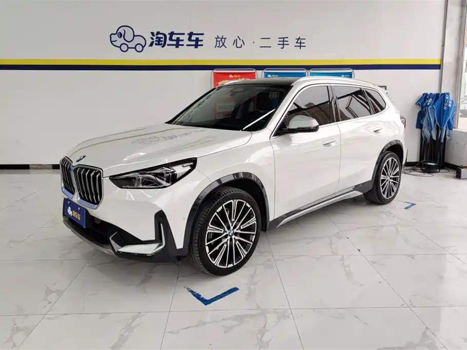 BMW X1 2023 xDrive25Li X Design Package