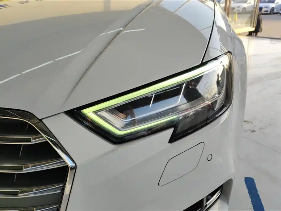 Audi A3 2019 Limousine 35 TFSI Fashion China VI фото 5