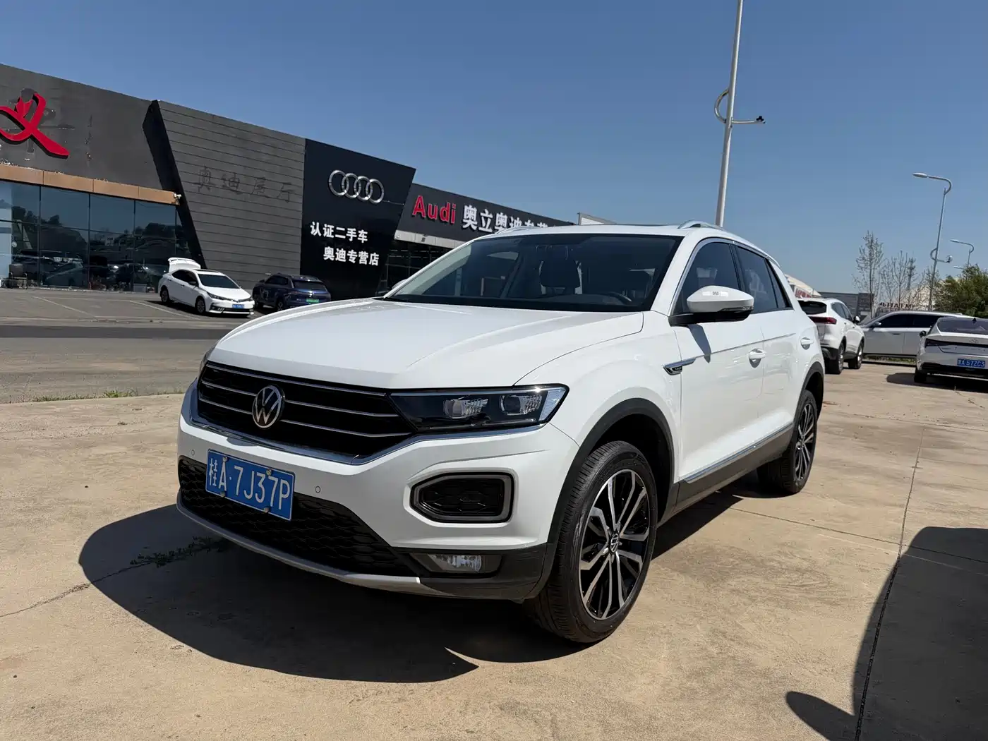 Volkswagen T-ROC 2022 280TSI DSG 2WD Comfort PLUS