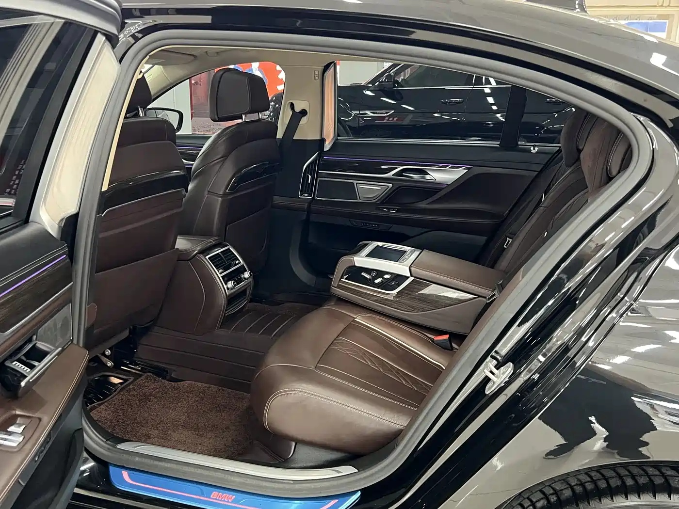 BMW 7 Series 2019 Facelift 730Li Luxury Package фото 6