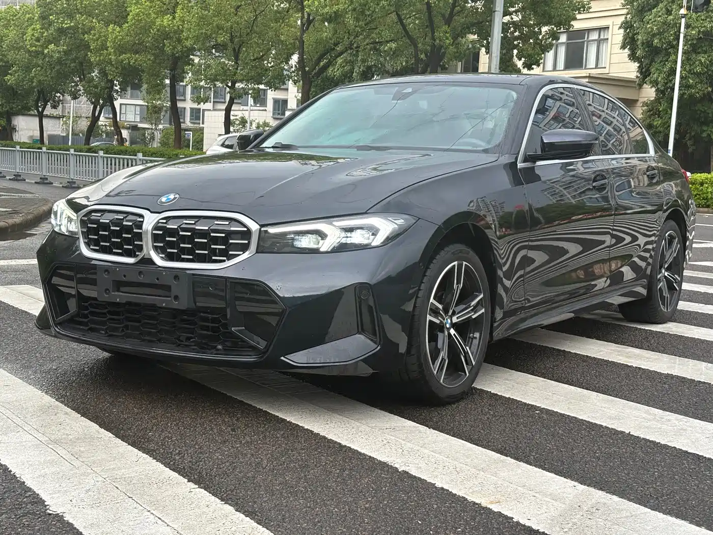 Фото 1 - BMW 3 Series