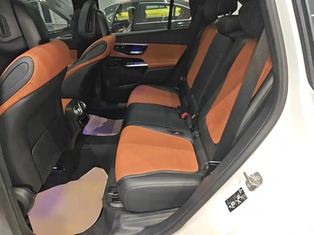 Mercedes-Benz GLC 2023 Facelift GLC 300 L 4MATIC Sport 7-Seater фото 17