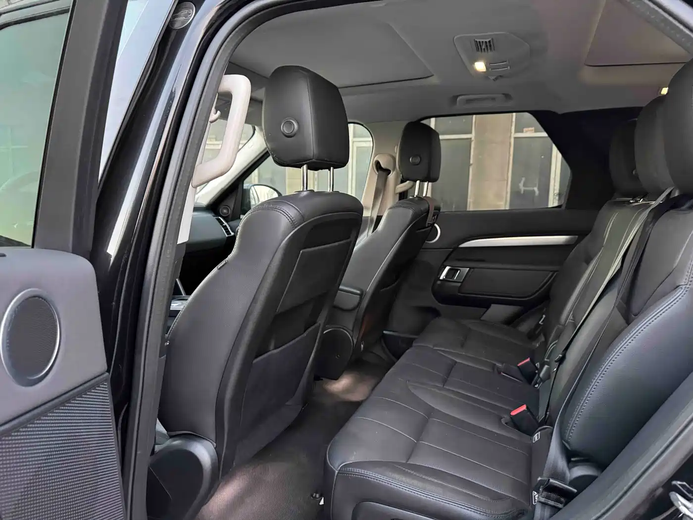 Land Rover Discovery 2020 3.0 SC V6 30th Anniversary Special Edition фото 8