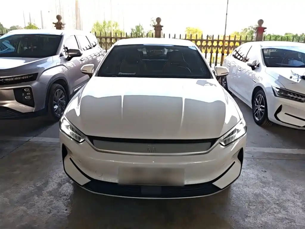 BYD Qin PLUS 2021 EV 500KM Luxury Model фото 3