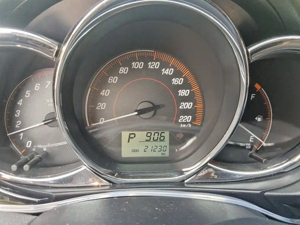 Toyota YARiS L Zhi Xuan 2020 Zhi Xuan X 1.5L CVT Luxury фото 8