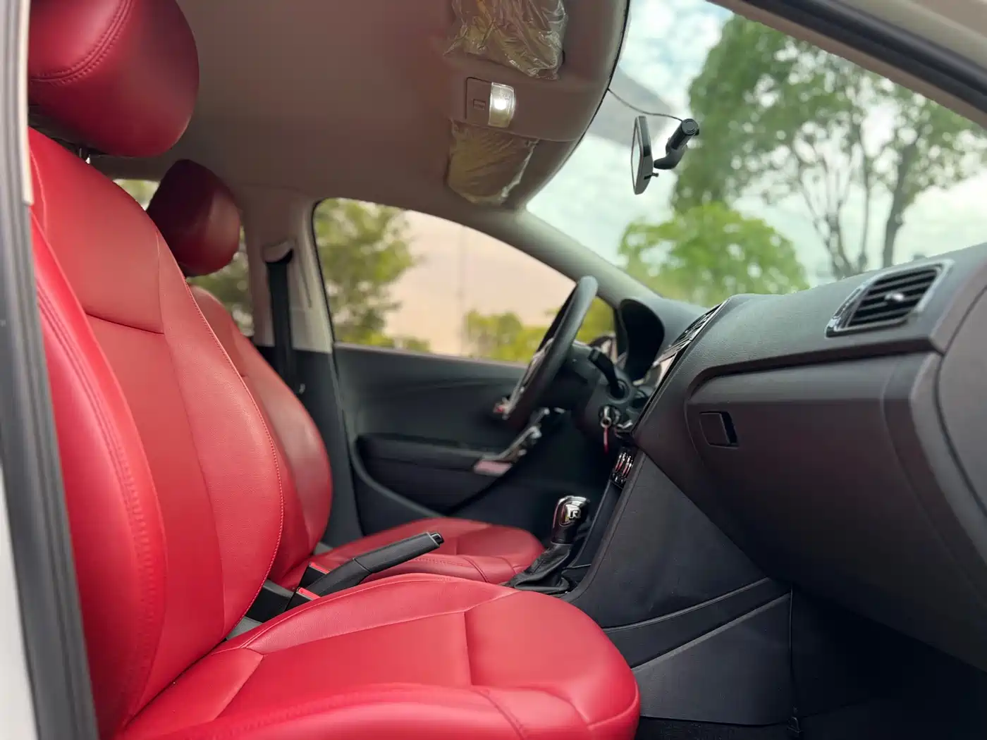 Volkswagen Polo 2018 1.5L Auto Safe Drive фото 21