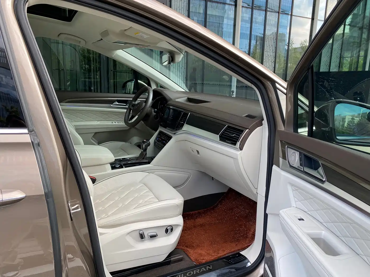 Volkswagen Viloran 2020 2020 380TSI Premium