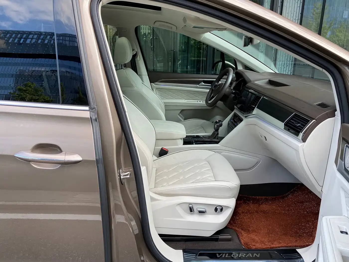 Volkswagen Viloran 2020 2020 380TSI Premium