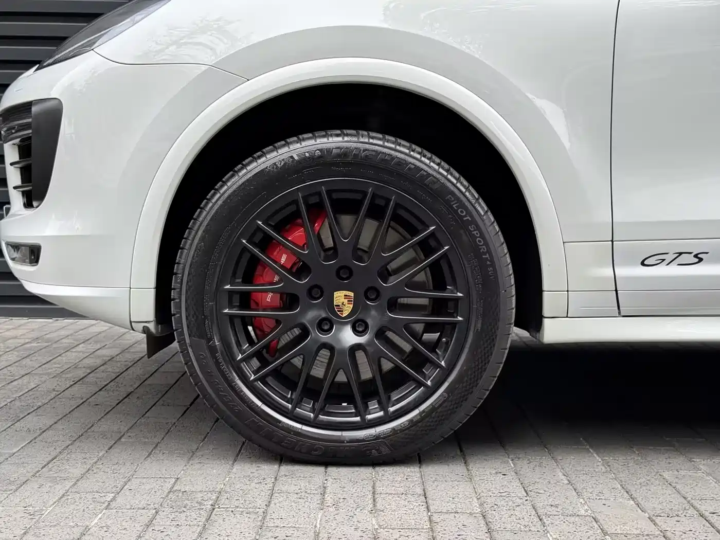 Porsche Cayenne 2016 Cayenne GTS 3.6T фото 7