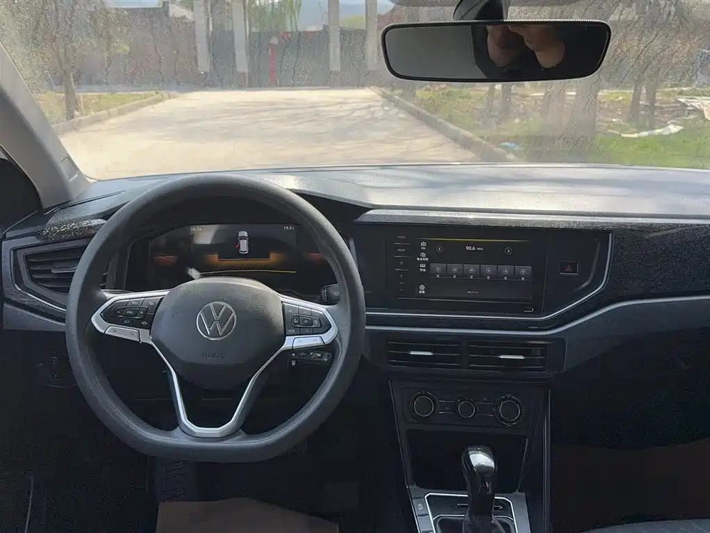 Volkswagen Lavida 2023 Xinrui 1.5L Auto Xinyi Edition фото 17