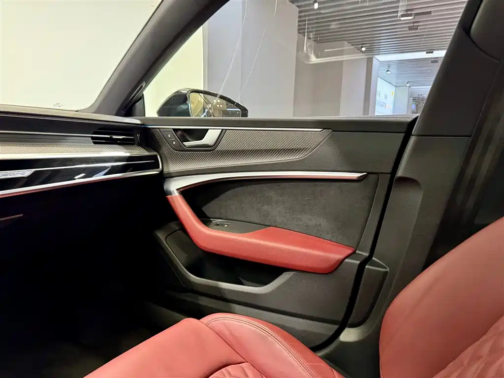 Audi A7L 2023 45 TFSI quattro S-line Black Warrior Edition фото 26