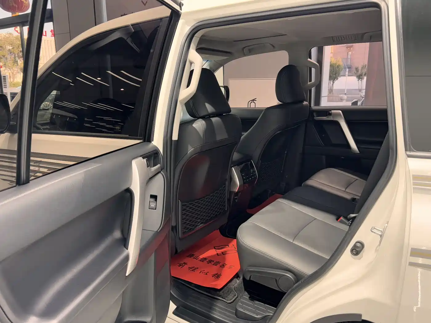 Toyota Prado 2018 3.5L Auto TX-L фото 18