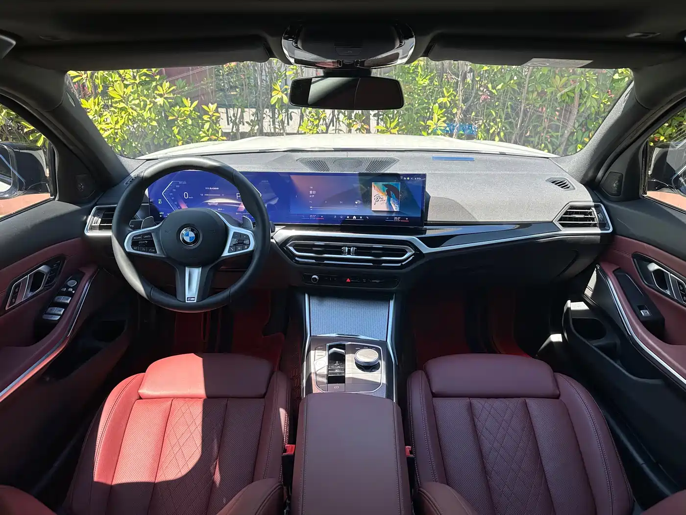 BMW 3 Series 2024 325i M Sport Shadowline Package фото 12