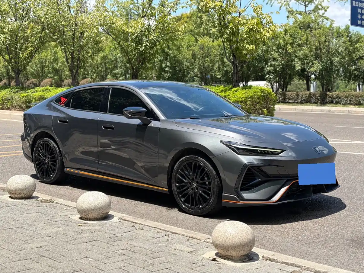 Changan UNI-V 2025 2025 1.5T Sport Edition