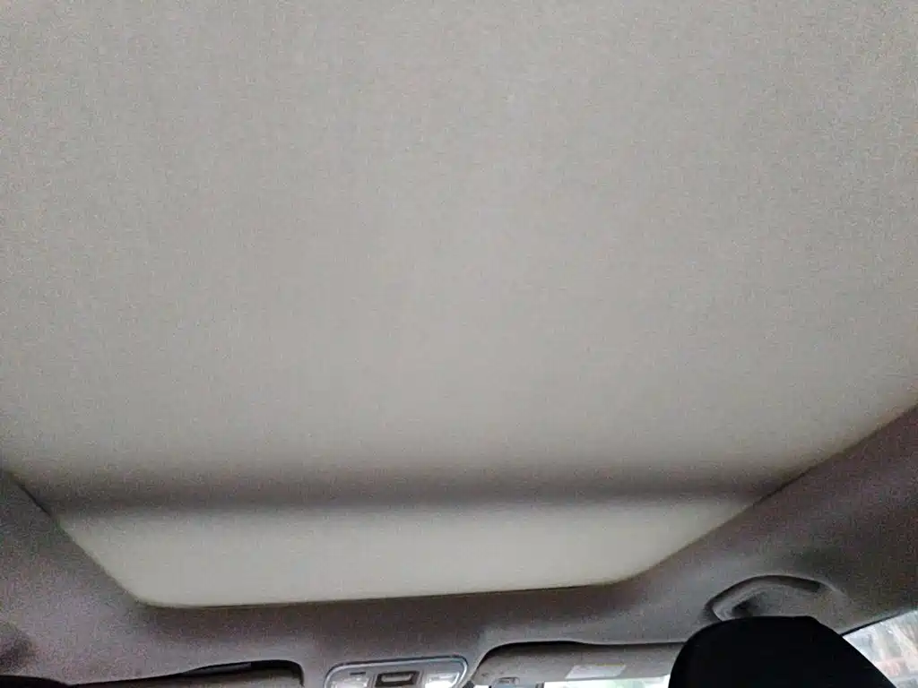 Фото 9 - Geely Atlas