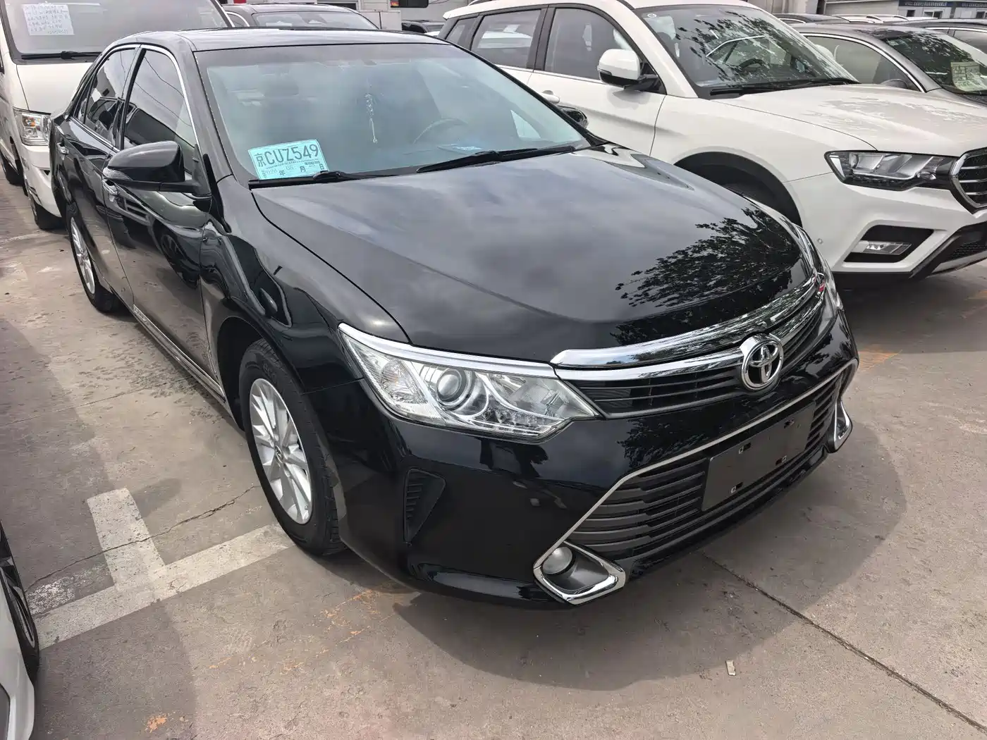 Toyota Camry 2015 2.0G Leading Edition фото 3