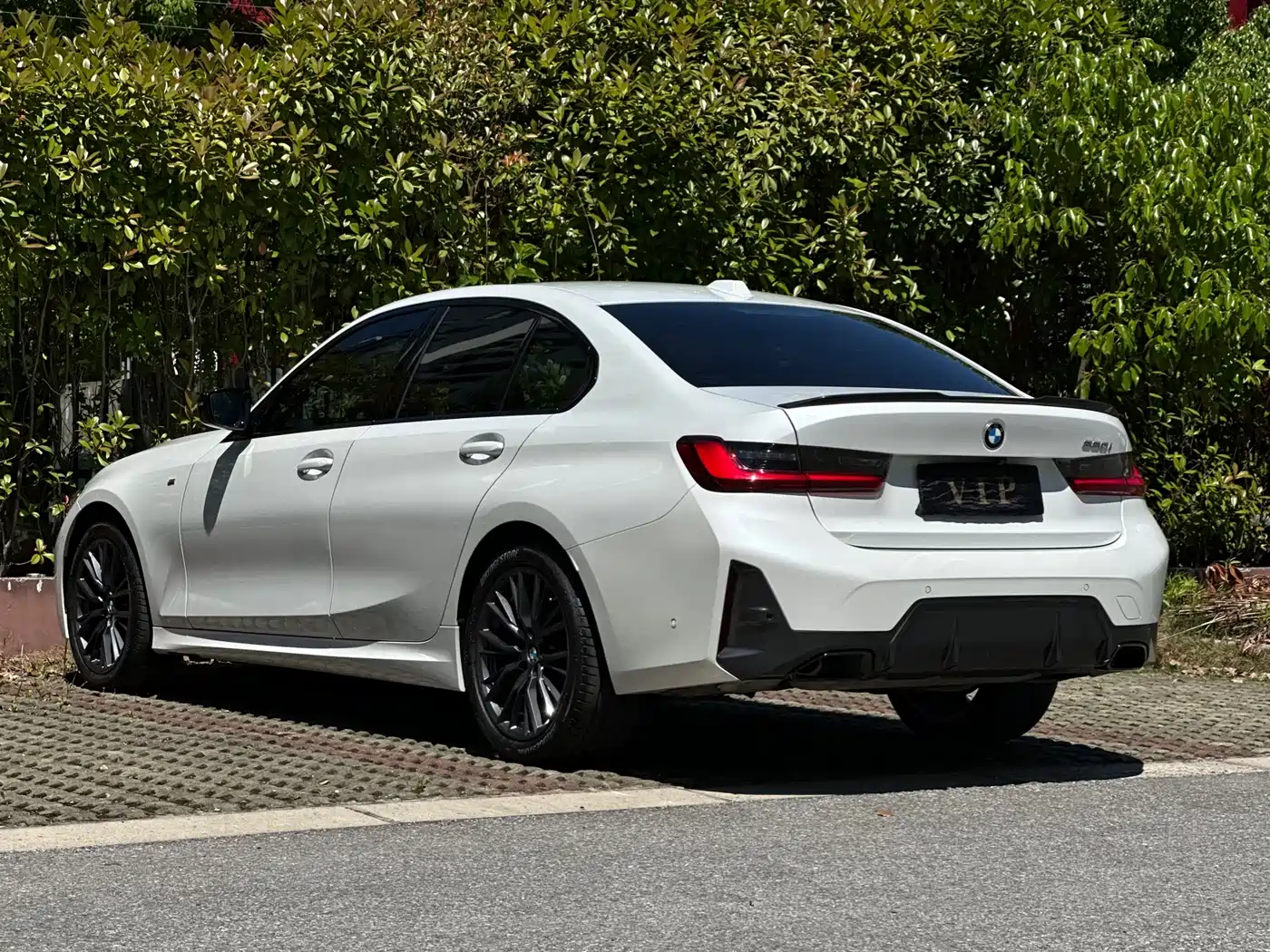BMW 3 Series 2024 325i M Sport Shadowline Package фото 21